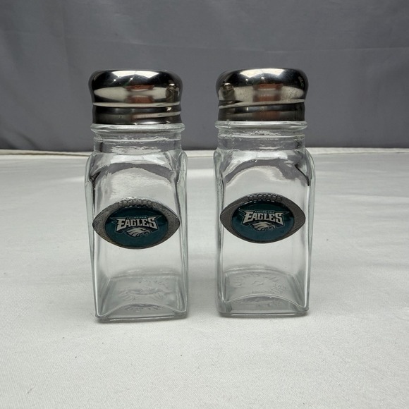 The Unbranded Brand Other - Philadelphia Eagles NFL Glass Salt Pepper Shaker Set Metal Logo